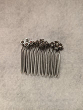 Load image into Gallery viewer, Silver Bridal Comb, Crystal Hair Comb, Wedding Accessories, Silver Hair Comb
