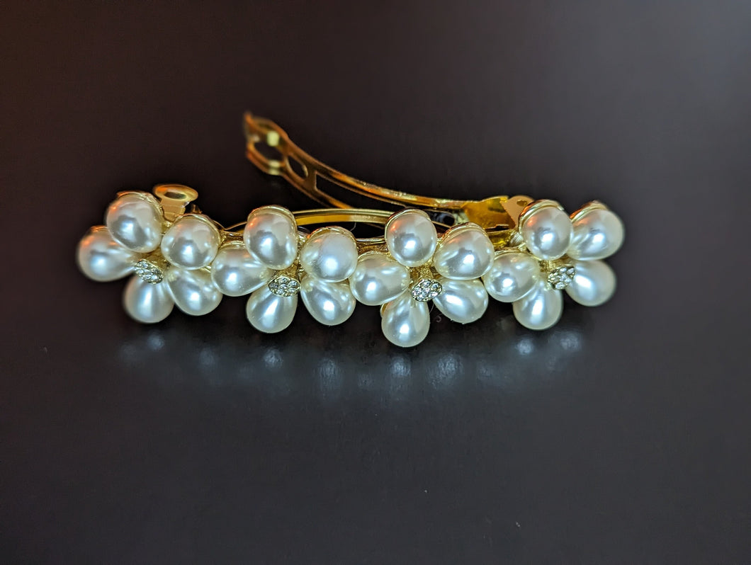 Pearl Flower Hair Barrette, Pearl and Gold Barrettes, Pearl Barrettes, Barrettes for Her, Barrette Gift for Her Bridal Barrette for Wedding